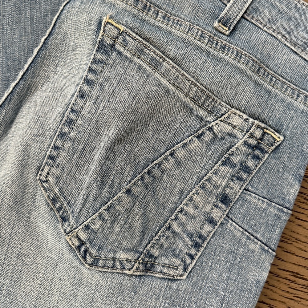 Ariat Real Denim High Rise Frayed Hem Flare Jeans - Picture 3 of 14